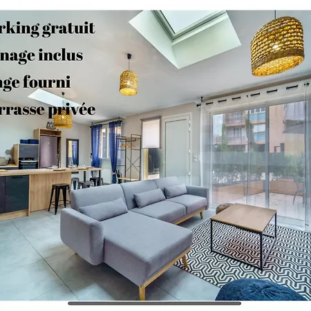 Maisons Calmes Avec Terrasses Et Garages Centre-ville B Et C * ディジョン